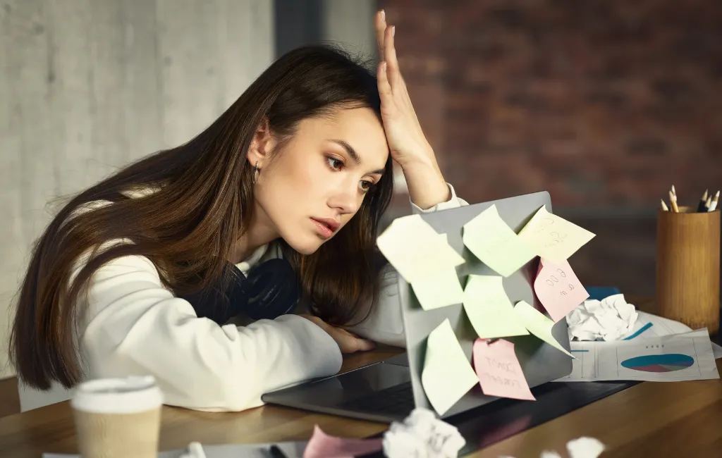 Como Evitar Overcommitment: Estratégias Práticas para Universitários Vencedores