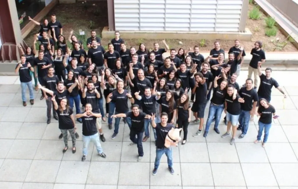 Gustavo Caetano Universitário Vencedor Fundador Samba Tech