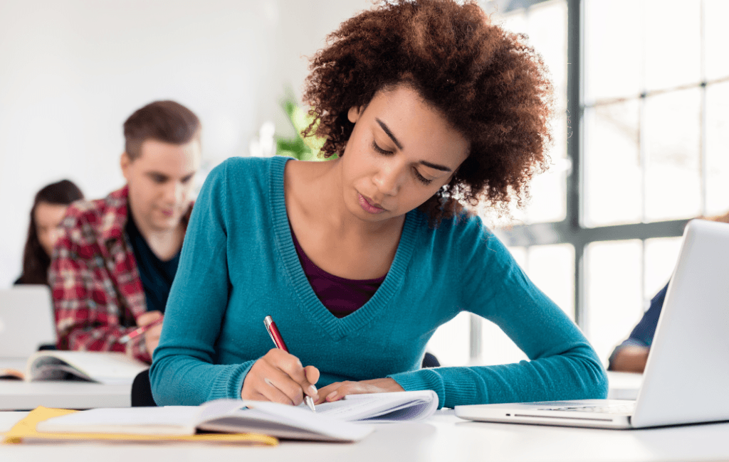 3 Técnicas de Estudo Eficazes para o Universitário Vencedor