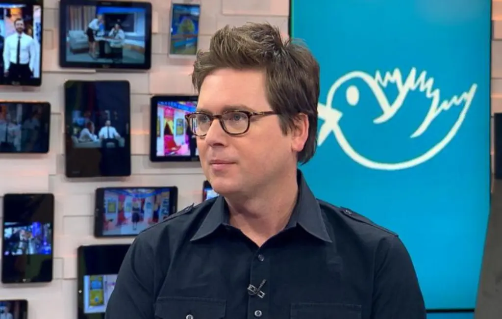 Como Biz Stone Transformou Ideias Universitárias no Sucesso do Twitter