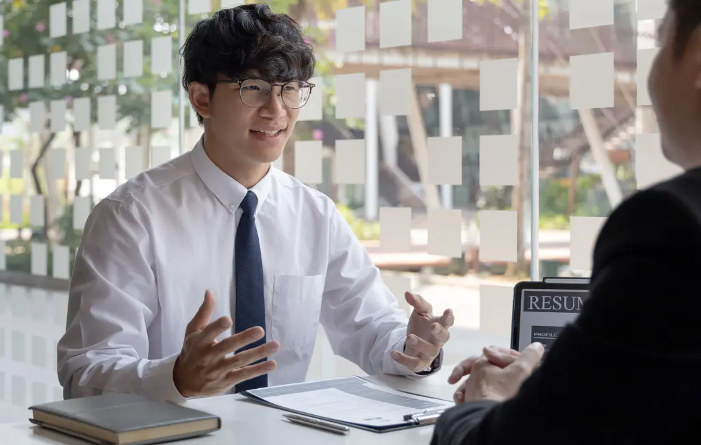 Como Escolher o Melhor Estágio para Sua Carreira: Dicas para Universitários - Blog do Universitário Vencedor