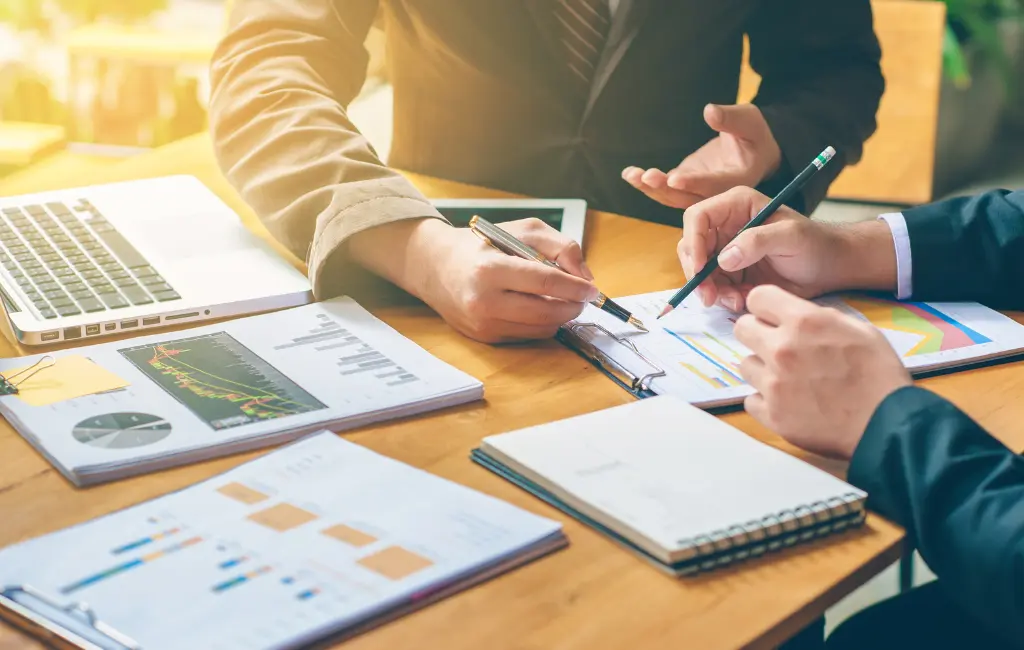 Como Criar um Plano de Negócios Simplificado para Projetos Universitários - Blog do Universitário Vencedor