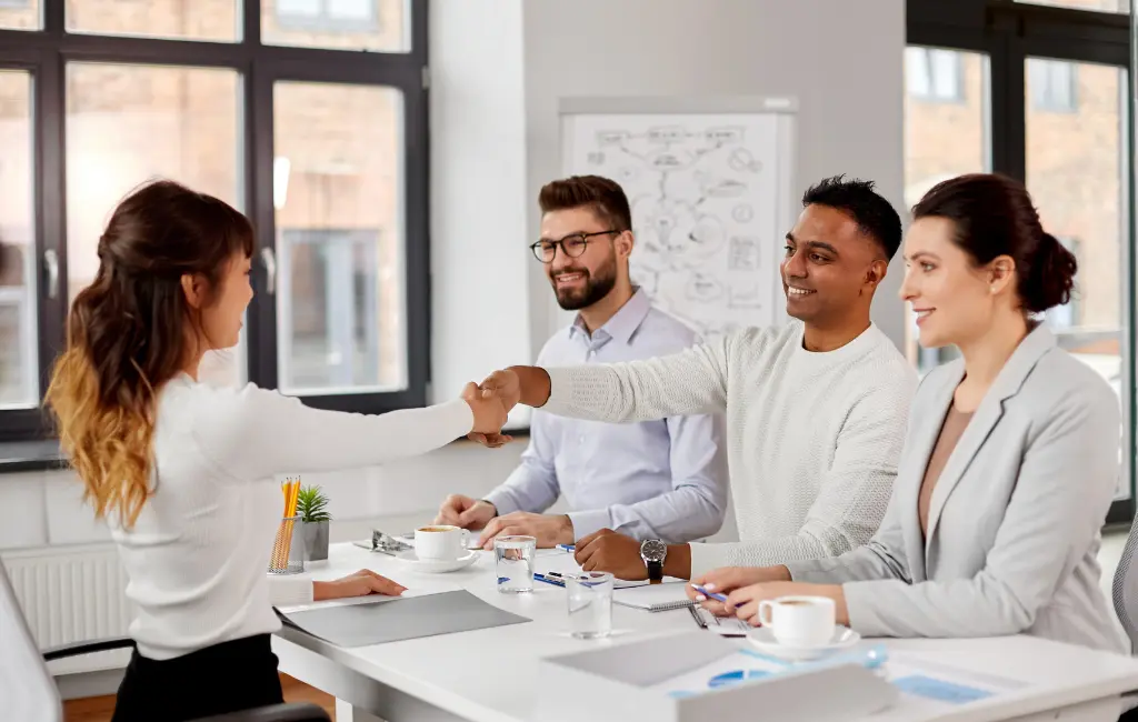 Criatividade e Empreendedorismo: Como Iniciar um Negócio na Universidade - Blog do Universitário Vencedor