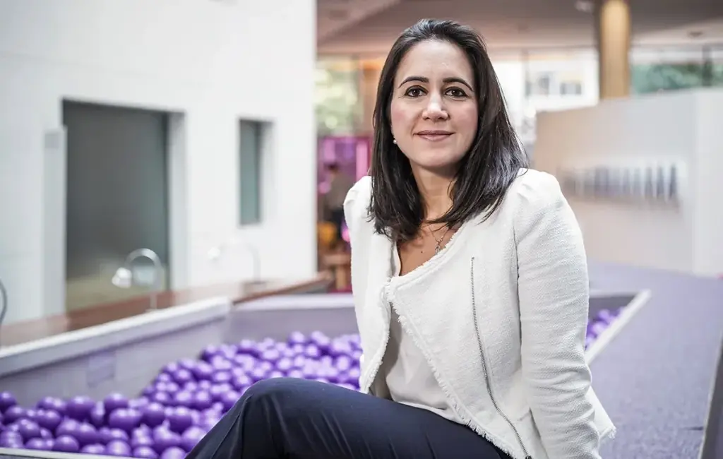 Como Cristina Junqueira Transformou Ideias Universitárias no Sucesso do Nubank - Blog do Universitário Vencedor