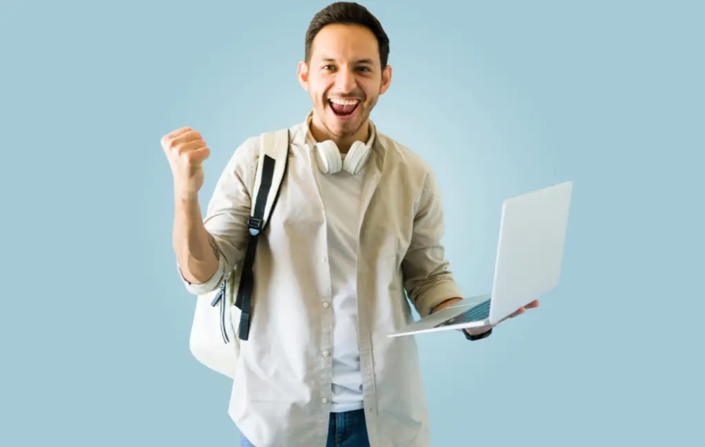 Planejamento Financeiro para Universitários: Como Economizar e Investir com Maestria - Blog do Universitário Vencedor