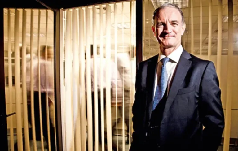 Como Roger Ingold Construiu uma Carreira de 40 Anos na Accenture a Partir de um Estágio em 1982 - Blog do Universitário Vencedor