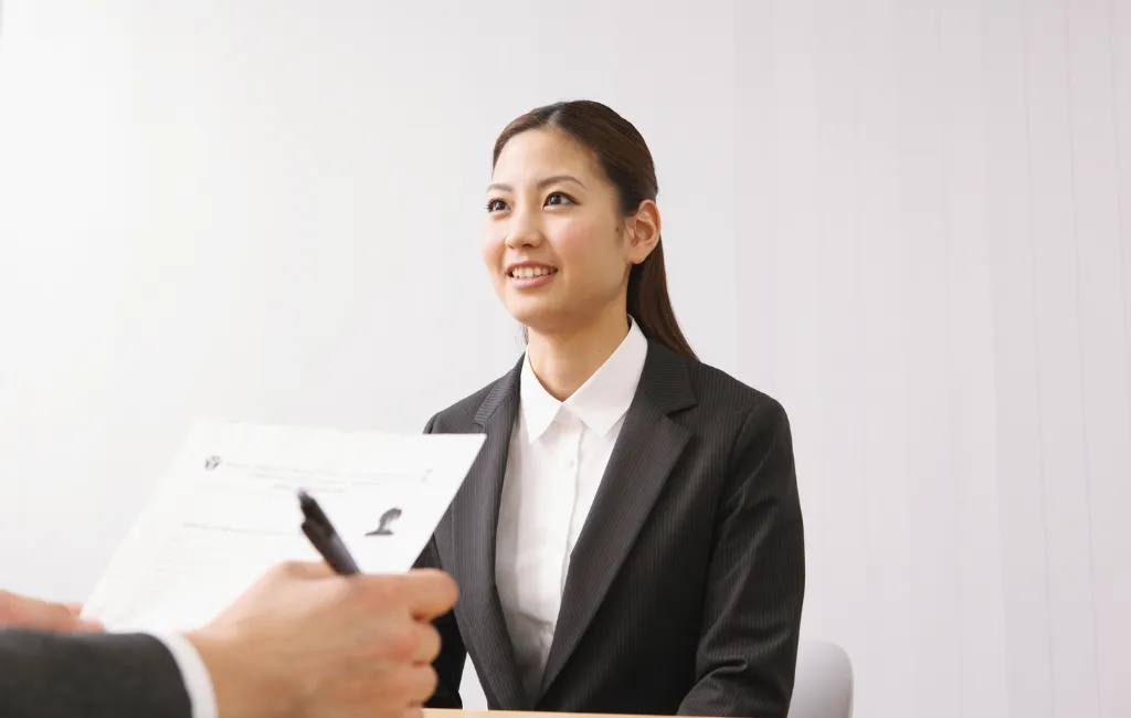 Currículo Universitário: Como Montar do Zero e Impressionar Recrutadores Mesmo Sem Experiência - Blog do Universitário Vencedor