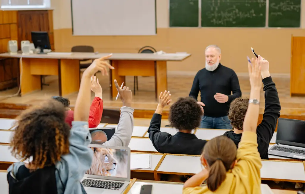 A Vaga de Entrada Está Desaparecendo - Blog do Universitário Vencedor